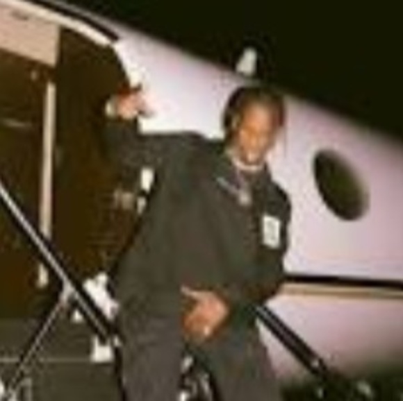 Meet your Posher, Andrew - Picture 1 of 1